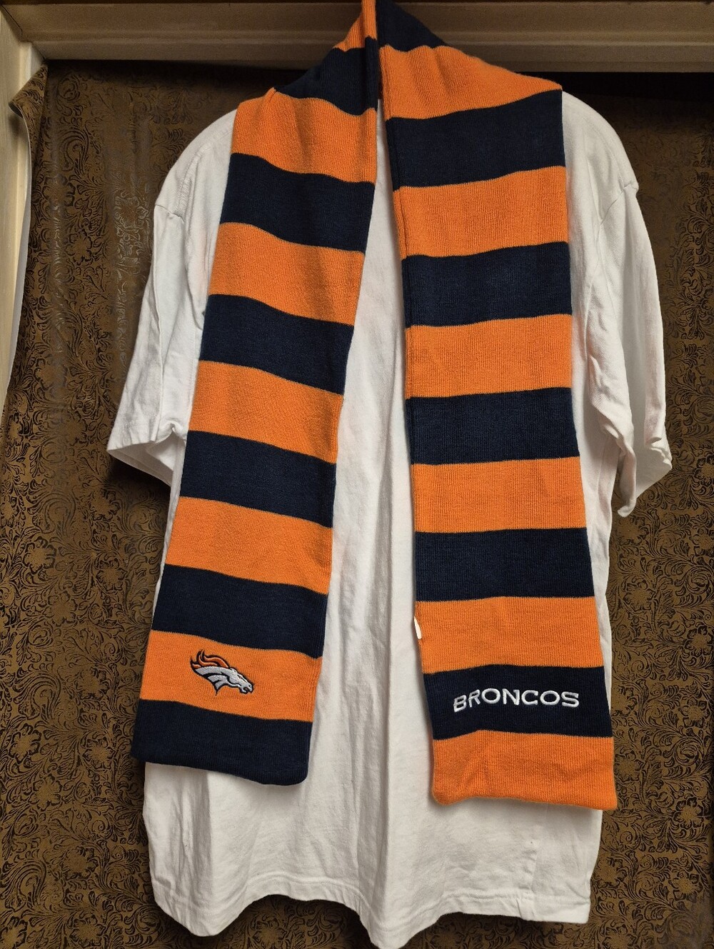 Denver Broncos Orange & Navy Stripe Knit Scarf - Broncos Logo
